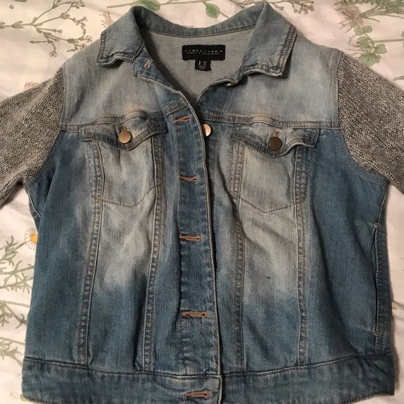 Jean Jacket - Picture 2 of 3